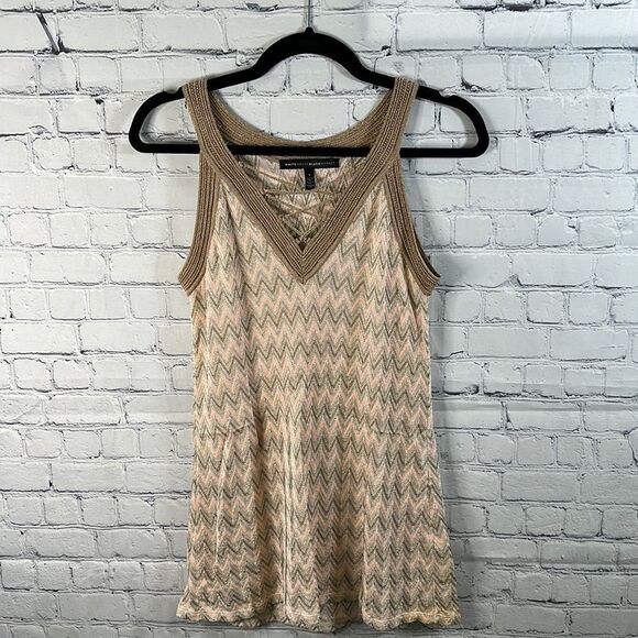 🌺White House Black Market Tank Sz Small - Picture 1 of 4
